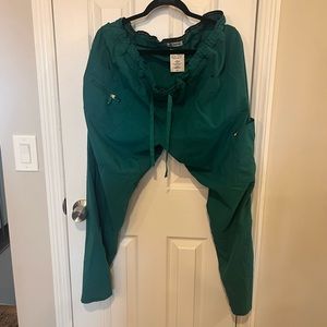 Koi lite scrub pant Green size XL petite